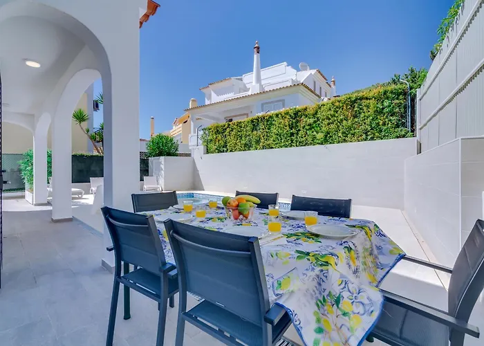 Andorra, Private Pool Next To Golf Villa Vilamoura
